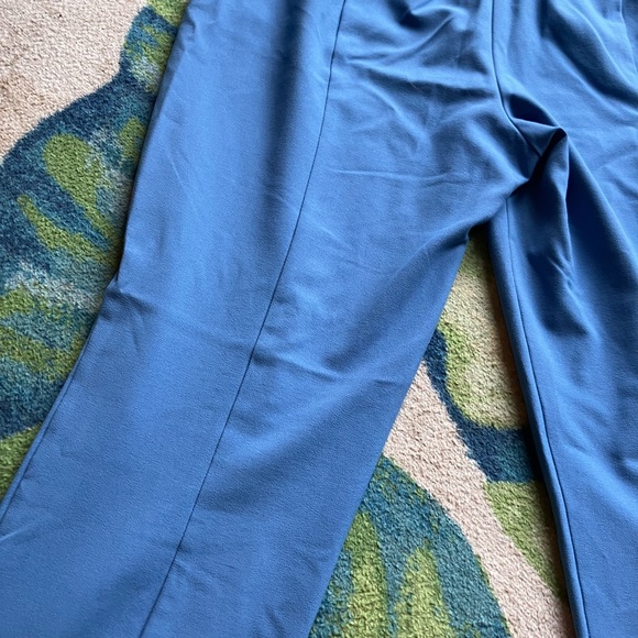 Women’s Ankle Pants - Picture 5 of 5